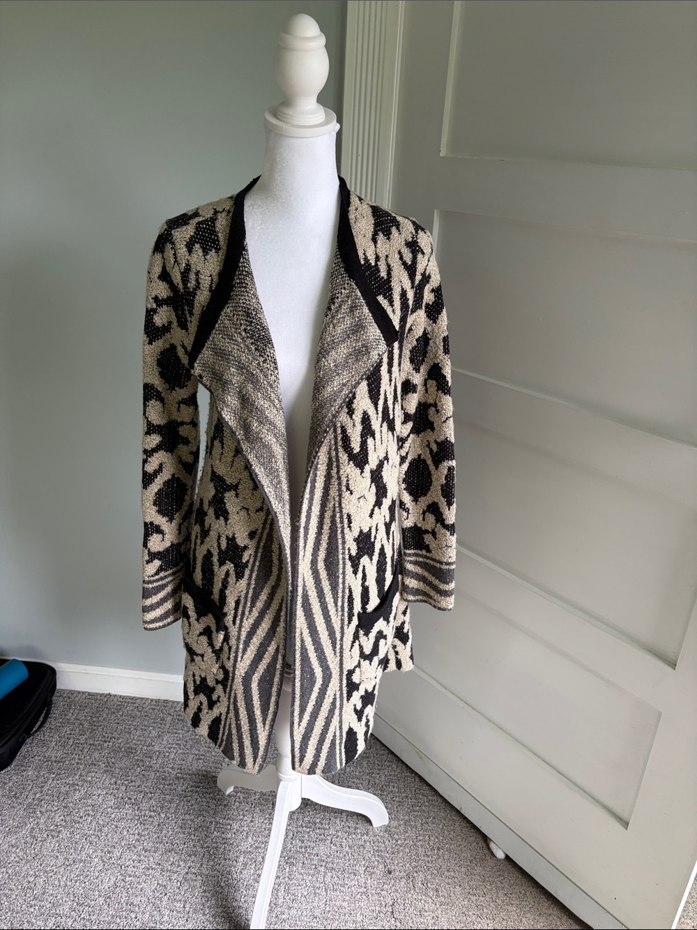 Lucky sweater coat